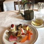 マダム・トキ - 