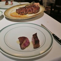 ウルフギャング・ステーキハウス 六本木 - プライムステーキ.取り分け
