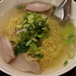 Sutando Tai Tai - タイラーメン