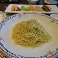 ホテルオークラ 中国料理「桃花林」 日本橋室町賓館 - 五目冷やしそばの麺