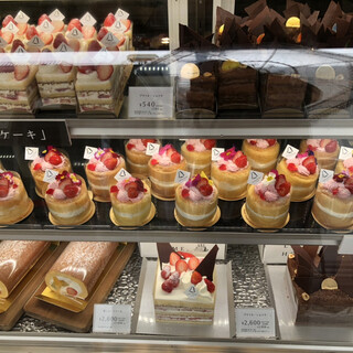江坂駅でおすすめの美味しいケーキをご紹介 食べログ 江坂駅でおすすめの美味しいケーキをご紹介 食べログ