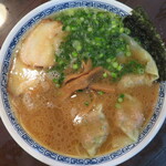 徒歩徒歩亭 - 雲呑麺（醤油味）/アップ