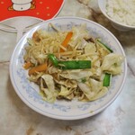 平和軒 - 肉野菜炒め