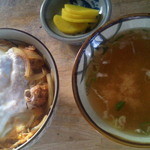 館の丸食堂 - かつ丼／味噌汁