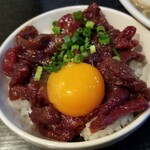 塩そば専門店 桑ばら - 馬肉ユッケ丼