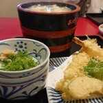 本格手打うどん おか泉 - 