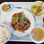 成都館 - 西芹炒肉 定食　850円