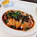 成都館 - 薄切豚バラ肉のニンニク唐辛子醤油和え