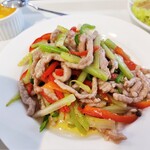成都館 - 細切豚肉とセロリの青椒肉絲風