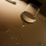 フォリオリーナ・デッラ・ポルタ・フォルトゥーナ - 注がれたグラッパ