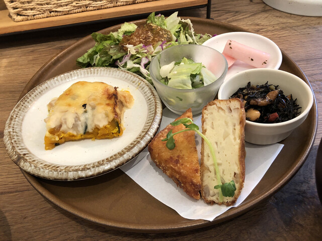 こもれび食堂 コモレビショクドウプラス 浦和 自然食 食べログ こもれび食堂 コモレビショクドウプラス 浦和 自然食 食べログ