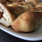 粉とクリーム - 先端に着目する。