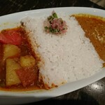 カマル - やさいカレー×バターチキンカレー