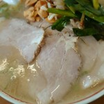 ふくちゃんラーメン - 上から(ピンぼけ)