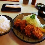 とんかつ石亭 - ヒレカツ＆カキフライ定食