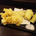 金町製麺 - 茄子とトウモロコシの天ぷら