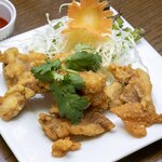 鶏のからあげ、ナンプラー風味