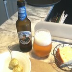 La Brianza - ノンアルコールモレッティ、モレッティゼロ。メニューインしていたので、さっそく。いつものオールフリーもおいしい一方で、モレッティゼロの泡立ちきめ細かい感じがいい、イタリアっぽさ楽しめるわ～＼(^-^)／