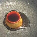 La Brianza - 雪室2年熟成メークインのプリン。硬めのテクスチャーなめらかな口どけ、カラメルがアクセントとてもおいしい♡ ブリアンツァのプリンどれも好み～(⌒0⌒)／