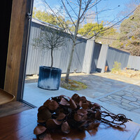 アコルドゥ - お庭が広がるサロンへ案内していただきます(*´∇`*)