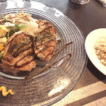 柊山ガーデン - ローストチキンのバルサミコソース