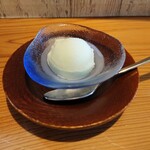 味処 佐とう - デザートにもお店の気遣いが