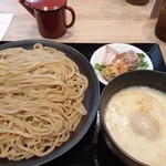 つけ麺 是・空 - 料理写真:濃厚ホタテつけ麺(大盛)　￥980
