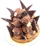 パティスリー シュシュクリエ - プロフィトロール チョコラータ　デリツィオーゾドルチェ