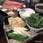 Ajinomise Iwashi - 焼豆腐､白瀧､菊菜､葱