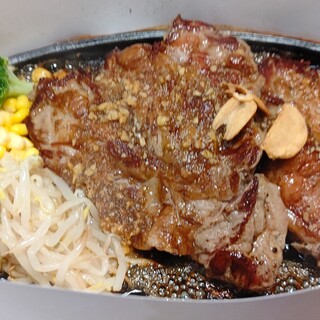 1ポンドステーキ 2270円税込 By F ふらんす亭 新宿西口店 新宿 ステーキ 食べログ 1ポンドステーキ 2270円税込 By F ふらんす亭 新宿西口店 新宿 ステーキ 食べログ