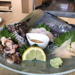 まるは食堂旅館 - 