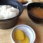 まるは食堂旅館 - 