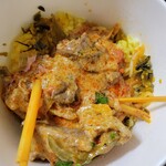 SPICY CURRY 魯珈 - ゲーン・ペット・ヌアケ~骨付きマトンのタイカレー~