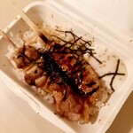 炭火 とり久 - 炭火焼き鳥丼 600円