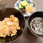 柏屋 大阪千里山 - 食事　銀杏の炊き込みご飯