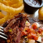 TGIフライデーズ - 目で味わって