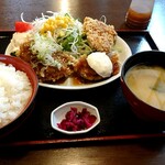 Ajinosato Otafuku - おたふく特製　とり唐揚げ3種定食　1200円