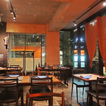 ヌッフ デュ パプ - ダイニング・ルーム