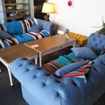 グレイトフルズ - １階　ソファー席（４人以上の利用）