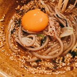 なぜ蕎麦にラー油を入れるのか。 - 