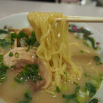 めん処 あゆ茶屋 - 麺です