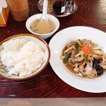 Seika - 肉野菜炒め定食 税込950円