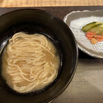 徳山鮓 - お漬物ももちろん発酵食品です！古代小麦の麺は全粒粉っぽくてモチモチ食感が新鮮です♡