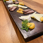 徳山鮓 - チーズ、からすみ←分厚い！！！Σ(ﾟдﾟ；)、鹿熊猪のテリーヌ！！なんて贅沢♡