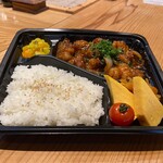 いろり 菅田庵 - ホルモン炒め弁当