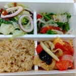 パリヤ - DELI BOX(弁当) 1,242円 ♪