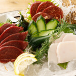 Assortment of 3 types of horse sashimi