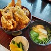 そば処 長寿庵 - 天丼は椀物と漬物つき