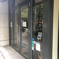 ラ・ボンヌターブル - 