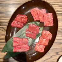 焼肉 ジャンボ はなれ - タン、ハツ、ハラミ、ロース、カルビ